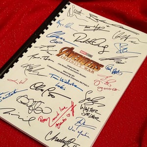 INFINITY Signed Movie Script, Movie Present, Birthday Gift, Movie Gift, Film Script, Film Present, Movies, Robert Downey, TRANSCRIPT