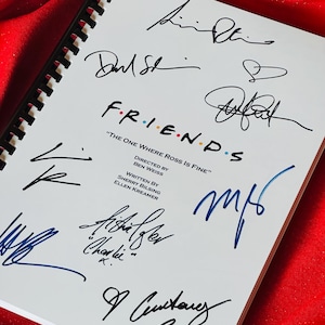 FRIENDS The One Where Ross Is Fine signiertes TV-Drehbuch, Geschenk, Geburtstagsgeschenk, Filmgeschenk, Drehbuch, Filmgeschenk, Filme, Kino