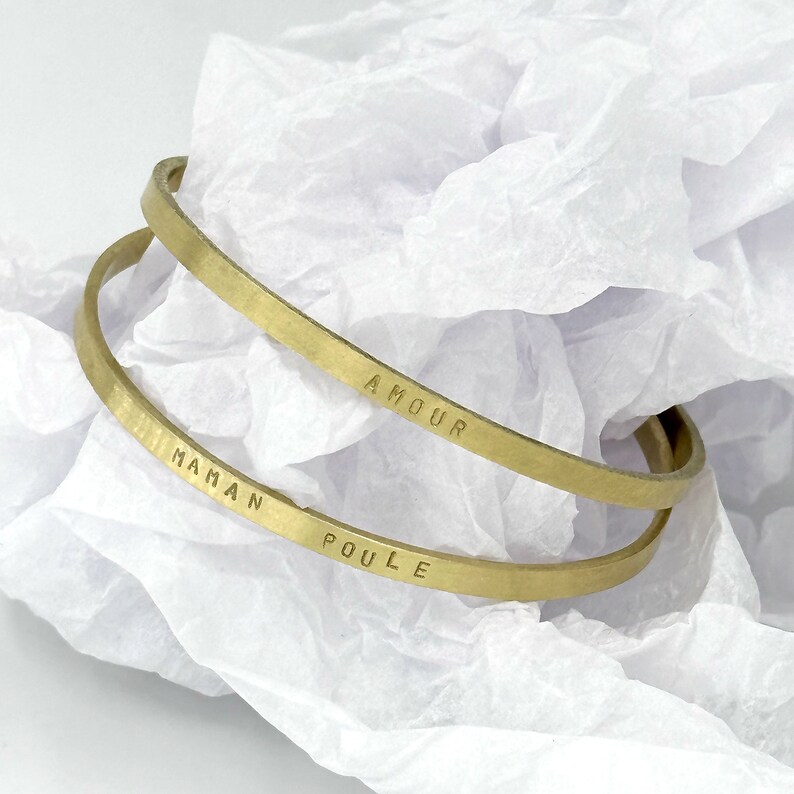 Personalized open bangle bracelet in brass. Bracelet for mom, friend, girlfriend, grandmother, school teacher. Gift for her. image 3