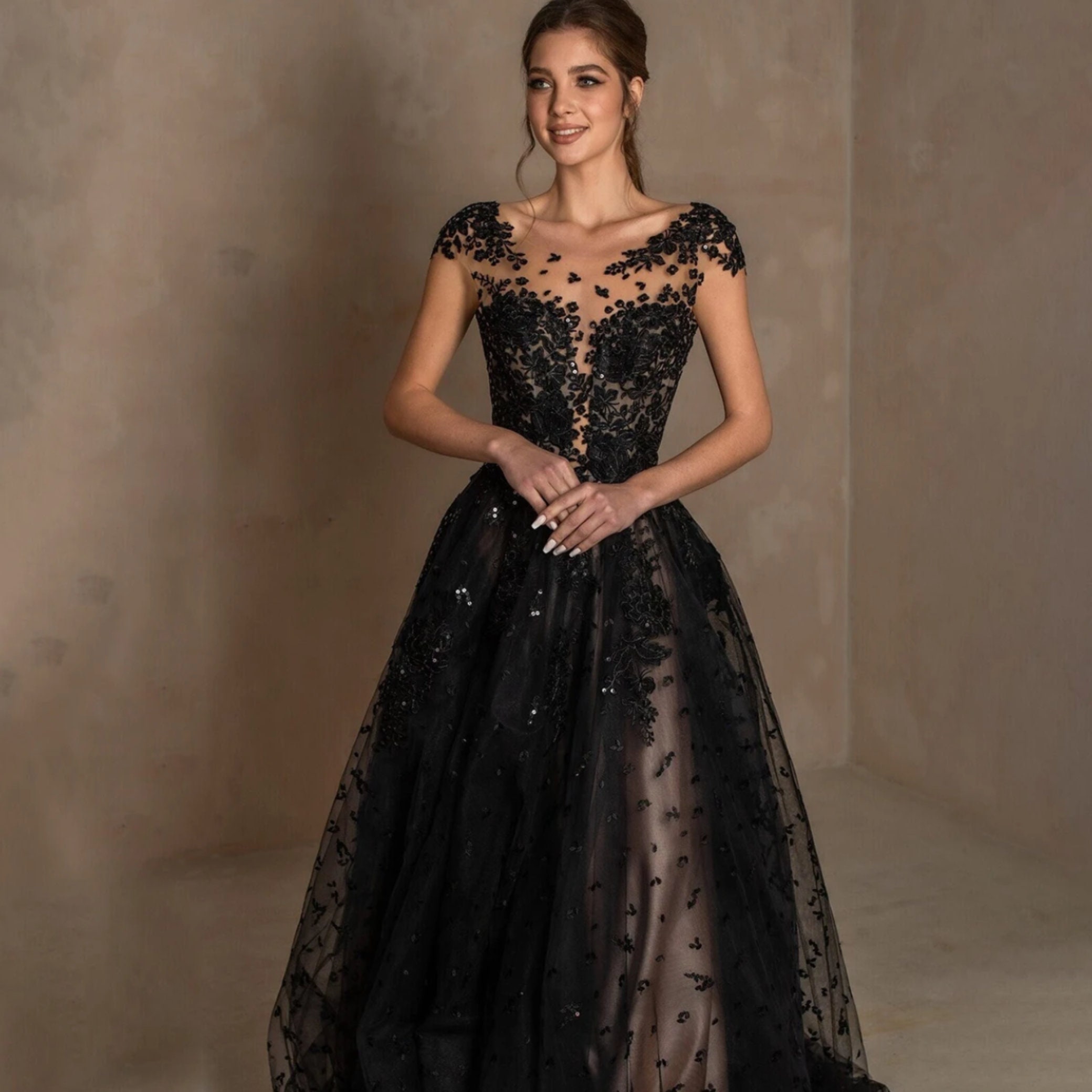 The Amber Gown - BLACK | Lady Black Tie