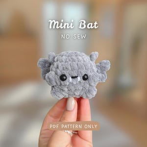 Mini Bat NO SEW | Crochet Pattern | quick and easy | beginner-friendly | Chubby Halloween Pattern Spooky Season