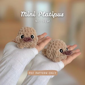 Mini Platypus | NO SEW Crochet Pattern | advanced beginner difficulty | quick to make market prep item amigurumi