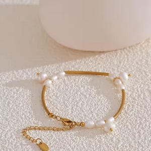 Romantic pearl bracelet