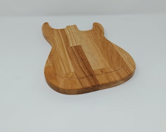 Design snack board made of oak in guitar shape | Oak wooden boards 28 x 20 cm | Wooden breakfast board | Made in Austria