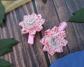 Hell Rosa Tiny Haar Clips (2 Stück), Blumen Accessorie