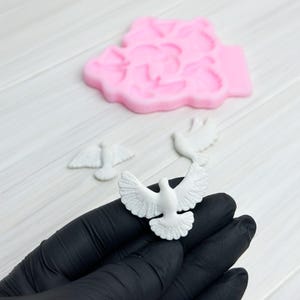 Silicone mold with 6 mini 2D doves, Bird mold for fondant, Mold for wedding favor, Mold set for jewelry making, Make your own decoration