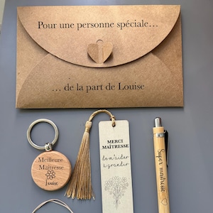 End of school year gift box for teacher, pen, key ring, bookmark, personalized bracelet, thank you to atsem, teacher