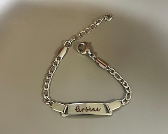 Pulsera personalizada para bebé y niño - pulsera de cadena con placa de nombre - plata u oro - acero inoxidable - regalo de cumpleaños bautizo