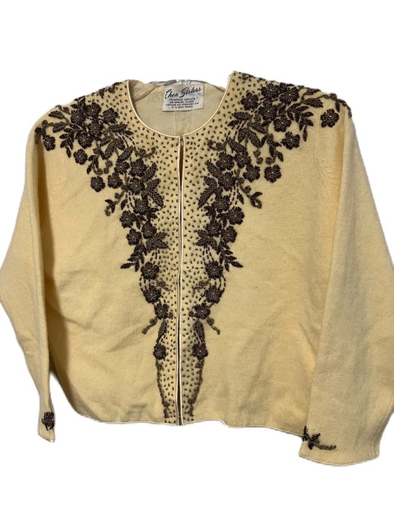 Vintage Chen Sisters Cream Embroidered Sweater 19… - image 1