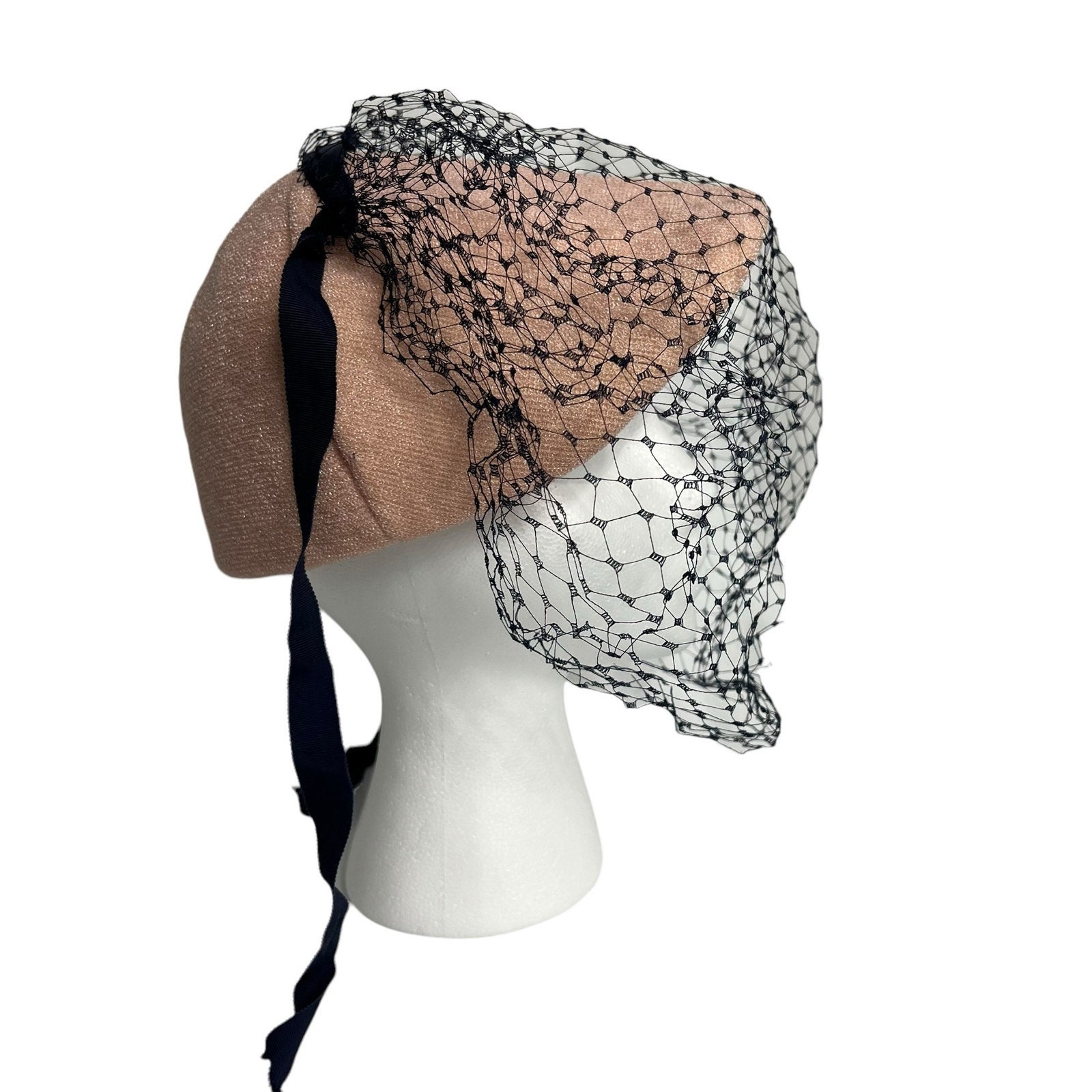 Vintage Wilshire Pink Sequined Thread Hat With Navy Blue  display picture 2