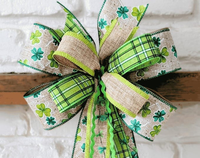 St. Patty's Day Wreath Bow Lime Green Natural Tan Shamrock print