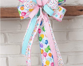 Bright Birthday Bow: Wired Ribbon Party Decoration