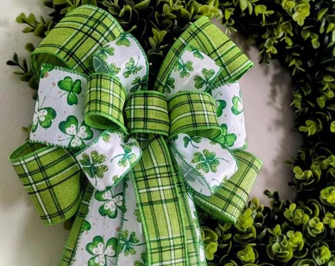 Shamrock Plaid St. Patrick's Day Wreath Bow: Lantern Decor