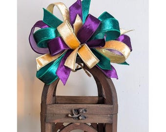 Mardi Gras Velvet Bow: Green, Purple, and Gold Door Decor