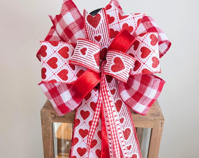 Red and White Print Valentine's Wreath Bow: Front Door Decor (9x18in)