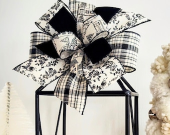 Chinoiserie Christmas Bow: Black Velvet & Toile Lantern Bow (8x8in)