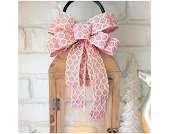 Pink and White Wreath Bow Lantern Decoration