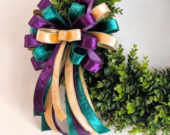Mardi Gras Velvet Bow: Green, Purple, and Gold Door Decor