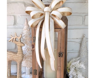10x20in Ivory/White and Gold Wreath/Lantern Bow
