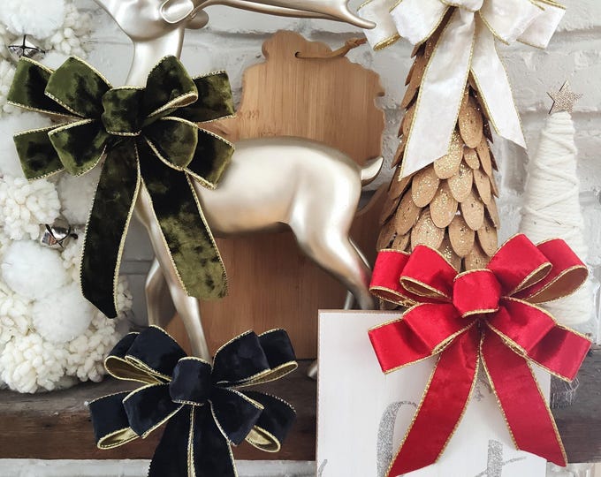 Velvet Christmas Bow, 7x7in Gold-Edged Wired Wreath Bow