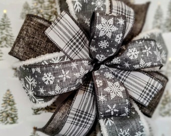Gray Snowflake Christmas Bow: 8x8 Wreath, Lantern, Topper Bow