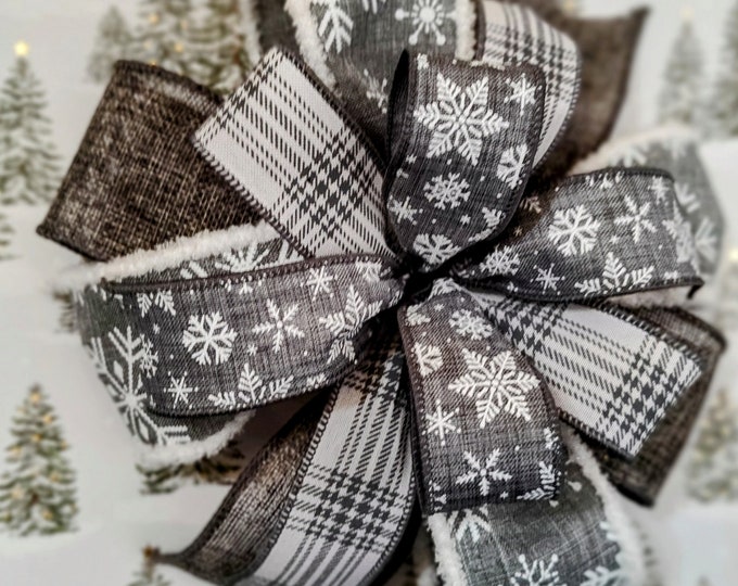 Gray Snowflake Christmas Bow: 8x8 Wreath, Lantern, Topper Bow