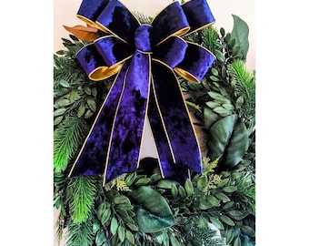 12in Wide Navy/Gold Velvet Holiday / Tree Topper Decoration, Wreath Bow