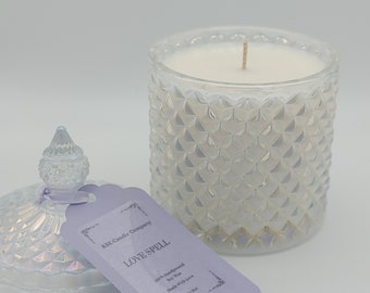 Geo Jar Diamond Cut in Pearlescent Scented Soy Wax Candle in Scent Love Spell