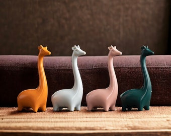 Ceramic Giraffe Sculpture Animal Lovers Minimalist Home Decor Animal Set Cute Adorable Giraffes Desk Decoration Nature Decoration