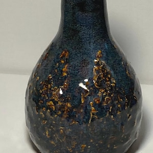 Handgemachte Keramikvase, Keramikvase, Knospe-Vase, Menage für Olivenöl, Diffusor