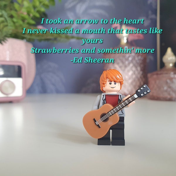 Ed Sheeran® singer song-writer custom minifigure set Ed Sheeran® Keychain/Keyring gift Music lover Pop music Music icon gift Novelty gift