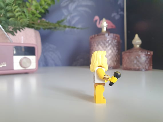 Kylie Minogue LEGO® Minifigure Keychain: 1980s Pop Music Gift - Etsy