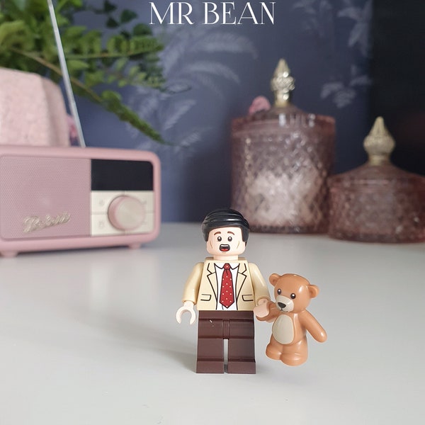 Mr Bean® custom minifigure. Britsh comedy character. BBC comedy TV series Cult TV Gifts for him unique gifts keychain Rowan Atkinson