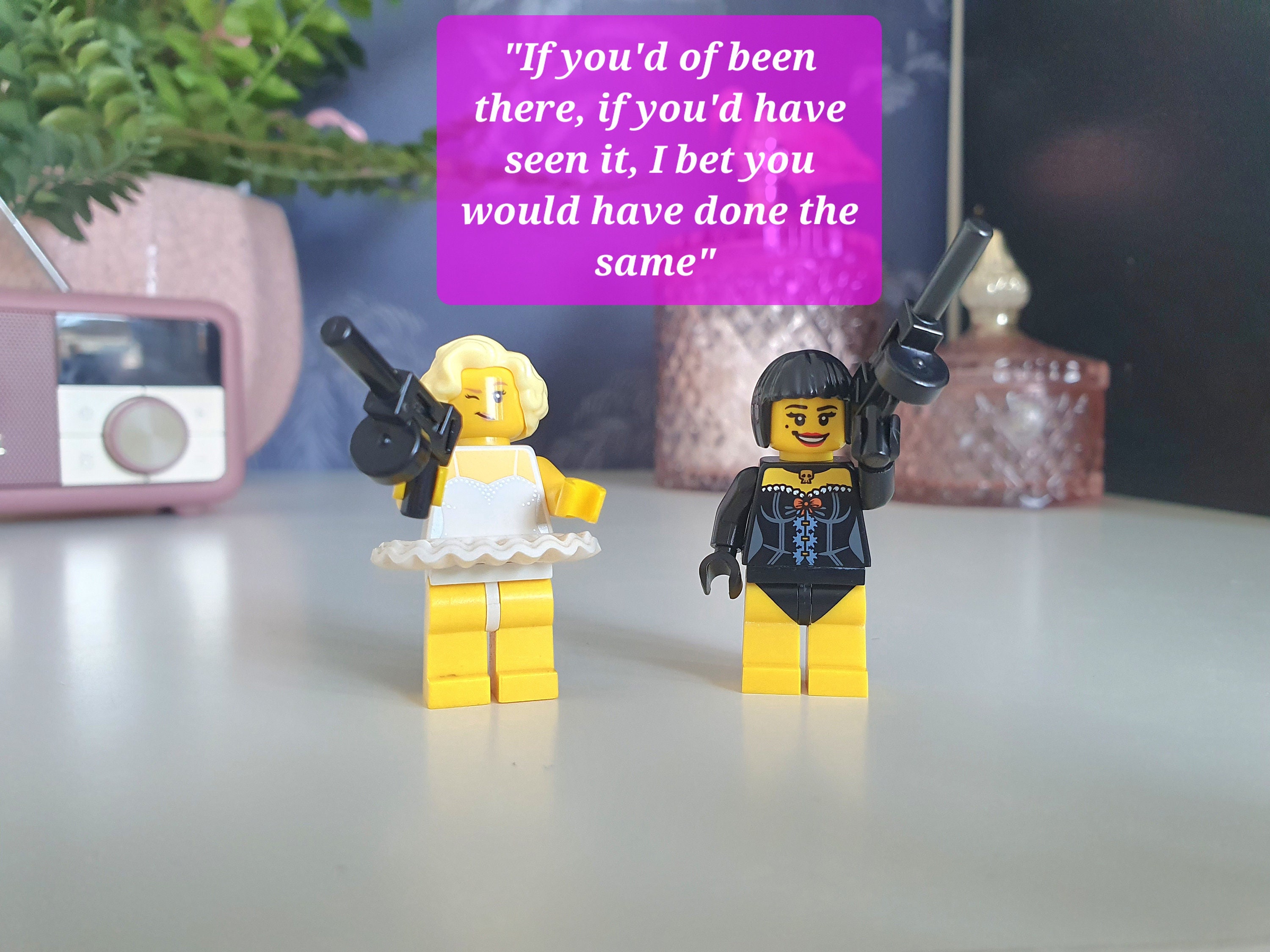 Chicago Musical Minifigure Set: Roxy Hart & Velma Kelly Keychains