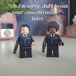 Jules und Vince Pulp Fiction® Kultfilm Kundenspezifische Figuren Pulp Fiction® Schlüsselanhänger / Schlüsselring (Geschenkbox erhältlich) Kultfilm Movie Lover einzigartiges Geschenk