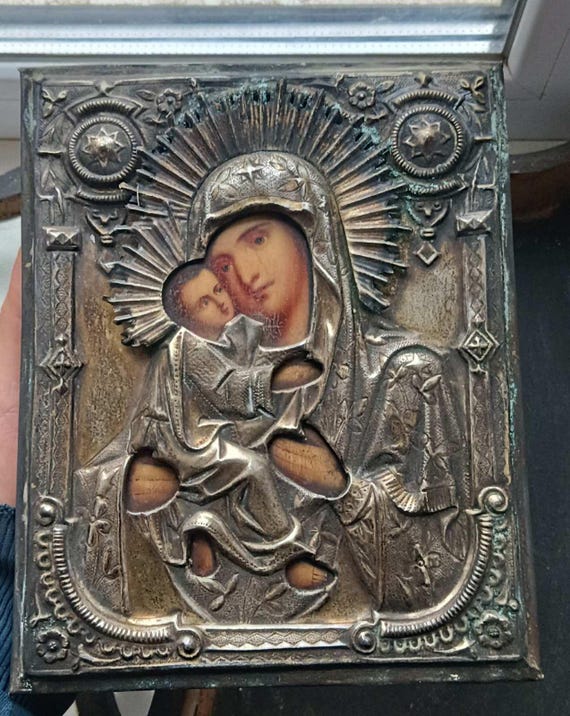 神の母アンティークロシア正教手描きイコン、19 世紀、青銅製、木製