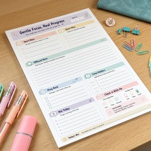 Agenda giornaliera stampabile | Concentrazione delicata, veri progressi | Lista delle cose da fare adatta a persone con ADHD | Blocco note PDF per appunti | Agenda scaricabile immediatamente