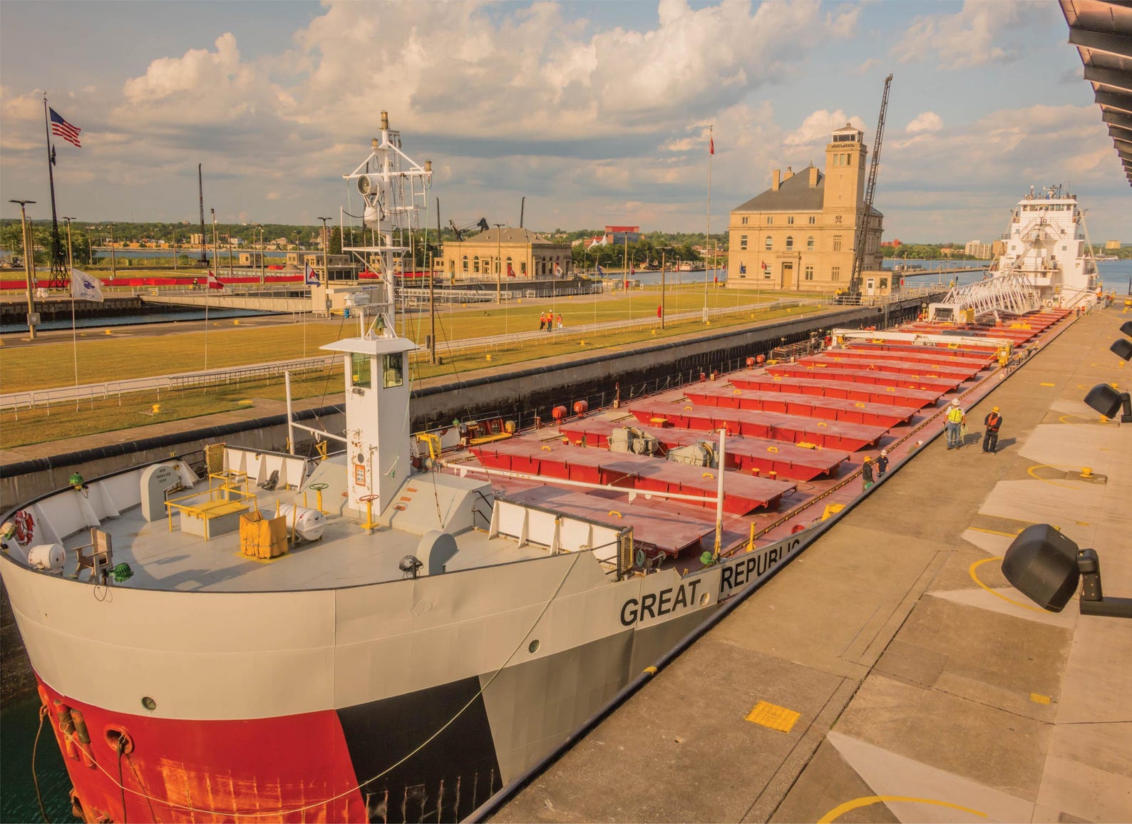 Soo Locks - 1000 Piece Jigsaw Puzzle - MI Puzzles by Phil Stagg ...