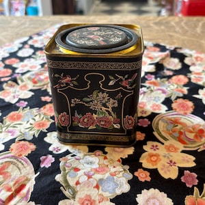 Vintage Floral Tin