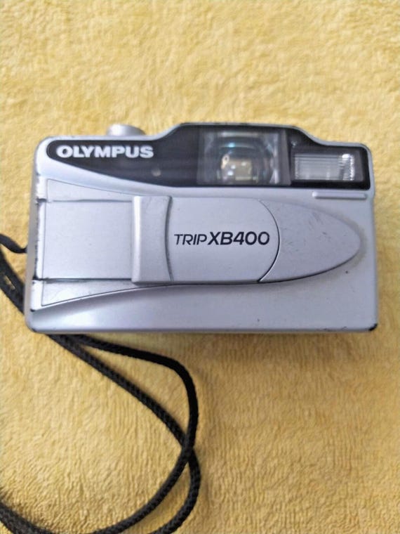 Olympus Trip XB400 35mm Point and Shoot Film Camera – Silver Retro Compact, Working