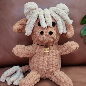 Highland Cow, Cow, Plushie, Stuffie, Handmade Gift, Handmade Toy, Amigurumi, Stuffed Animal, Hand Knit, Finger Knit, Chunky Knit