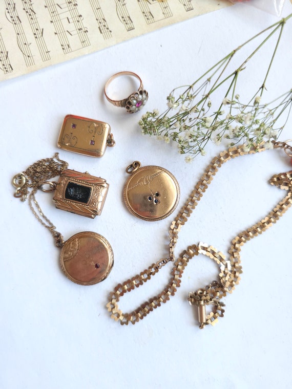 Antique Victorian rolled gold Locket with chain w… - image 9