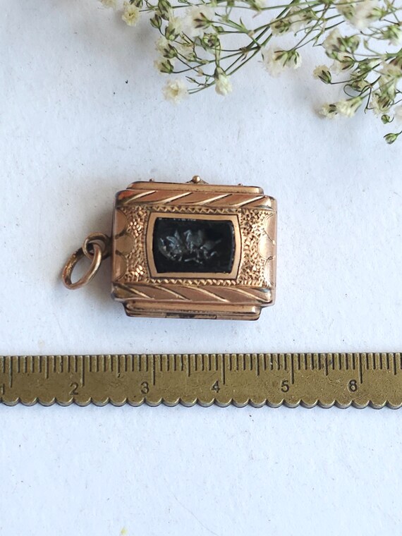 Antique Victorian rolled gold Rechtangular Locket… - image 6