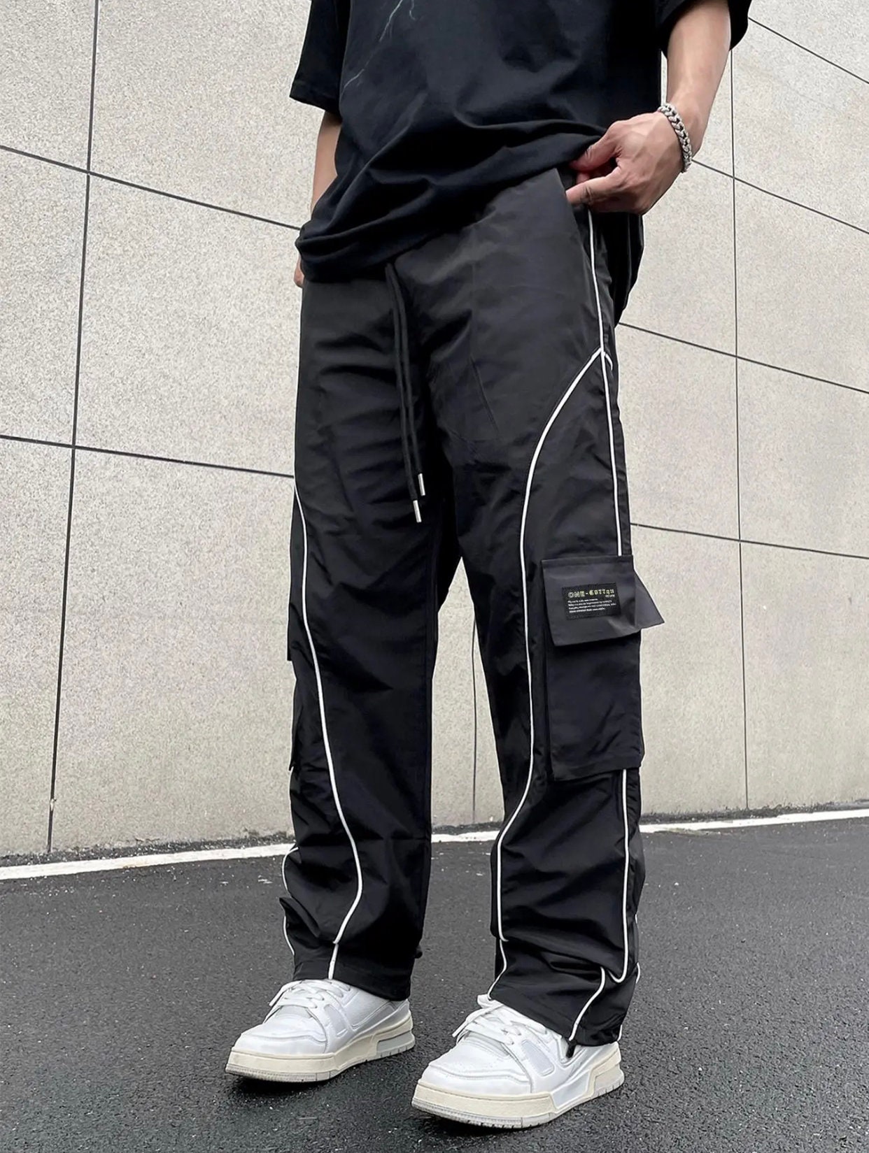 Men Letter Patched Cargo Trousers  Pants outfit men, Cargo pants