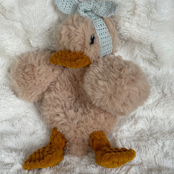 Peluche canard crochetée à la main