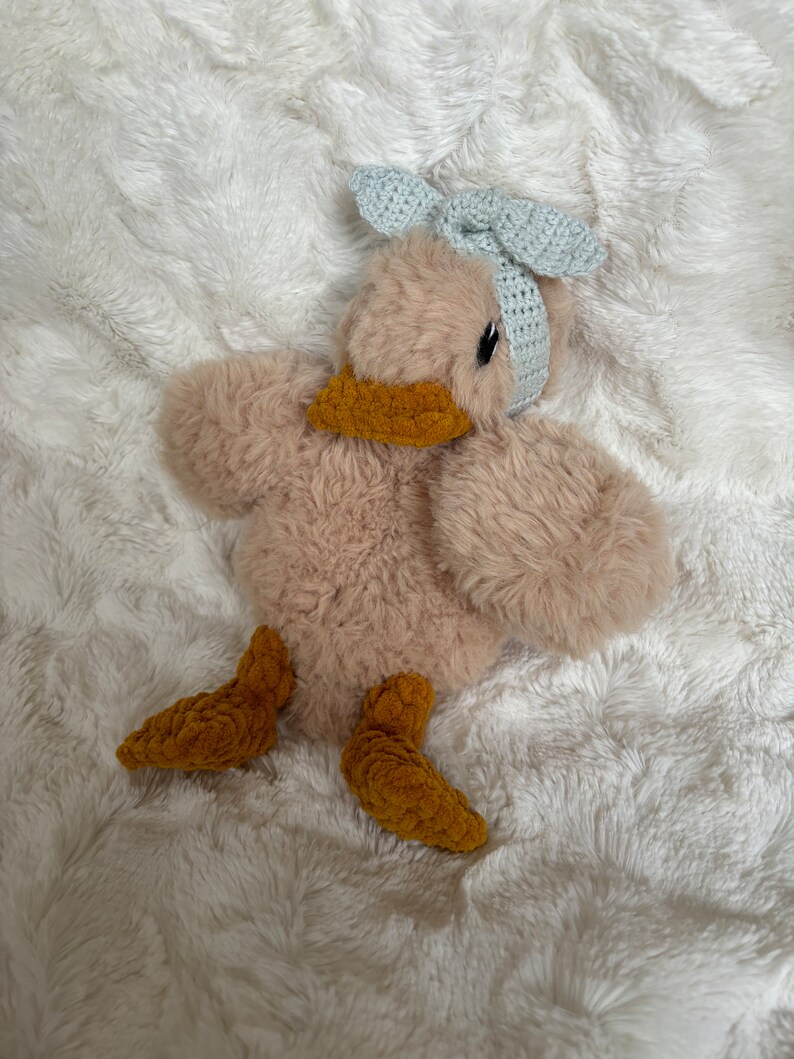 Peluche canard crochetée à la main image 4