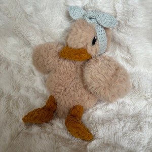 Peluche canard crochetée à la main image 5