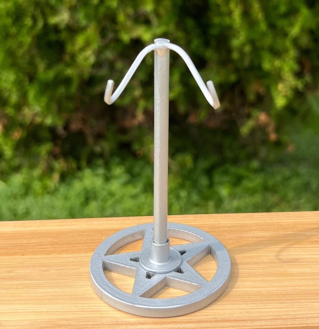 Adjustable Crystal Display Stand With Star Base Design - Silver Metal ...