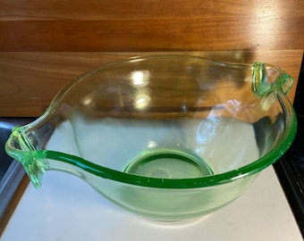 Vintage 1920er Jahre Grüne Depression Glas Rührschüssel mit Griffen