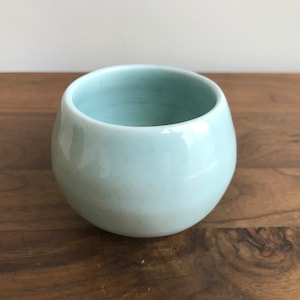 Tasse sans poignée | Tasse sans poignée en porcelaine | Petite tasse en céramique pour café et thé | Tasse à thé japonaise en poterie Yunomi